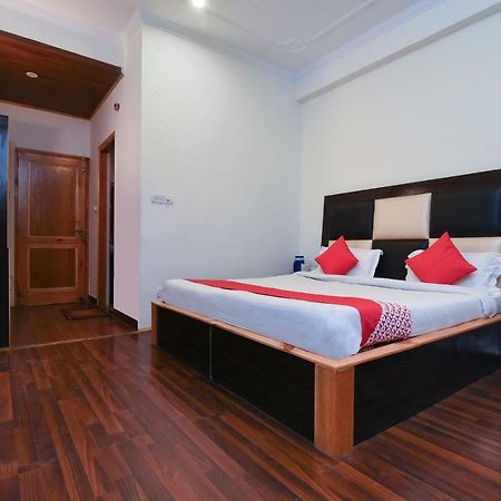 Assi River Guest House Varanasi Exteriör bild