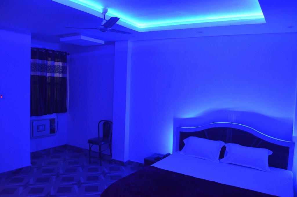 Assi River Guest House Varanasi Rum bild