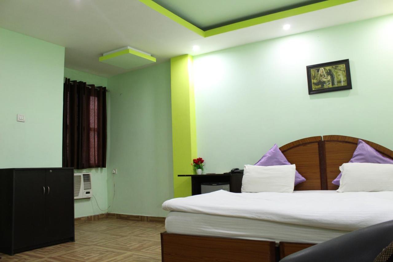 Assi River Guest House Varanasi Exteriör bild