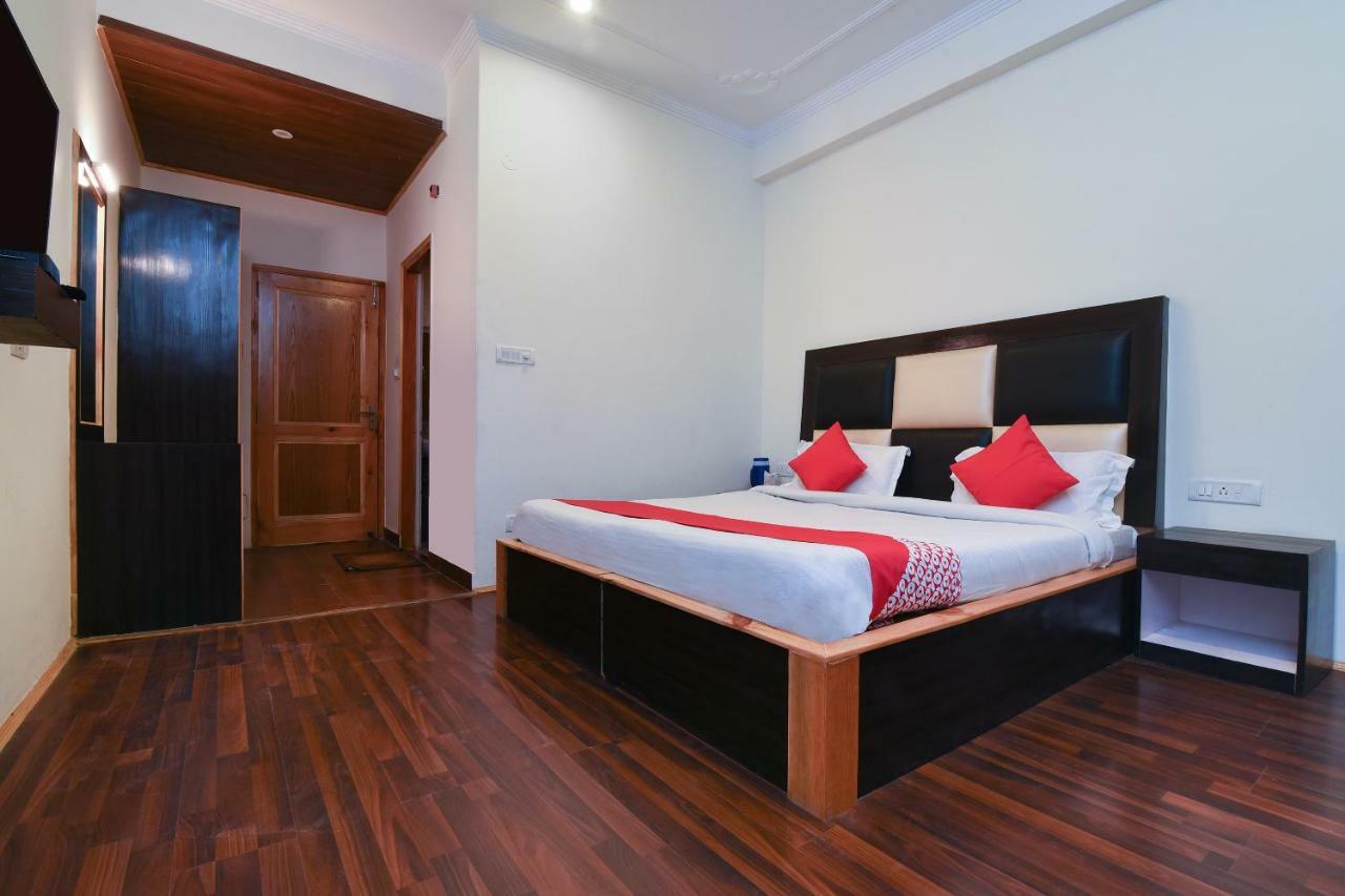 Assi River Guest House Varanasi Exteriör bild