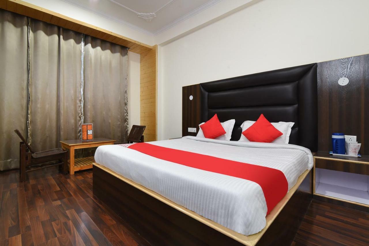 Assi River Guest House Varanasi Exteriör bild