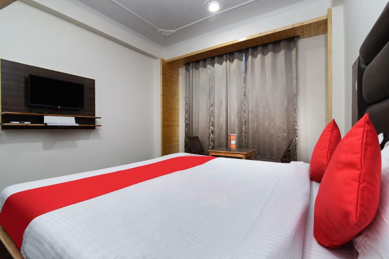 Assi River Guest House Varanasi Exteriör bild